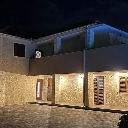 Gorgeous In With Wifi Privlaka (Zadar)